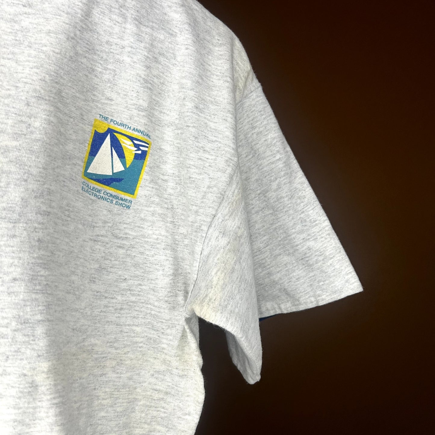 Vintage 90s College Consumer Electronic Show T-Shirt
