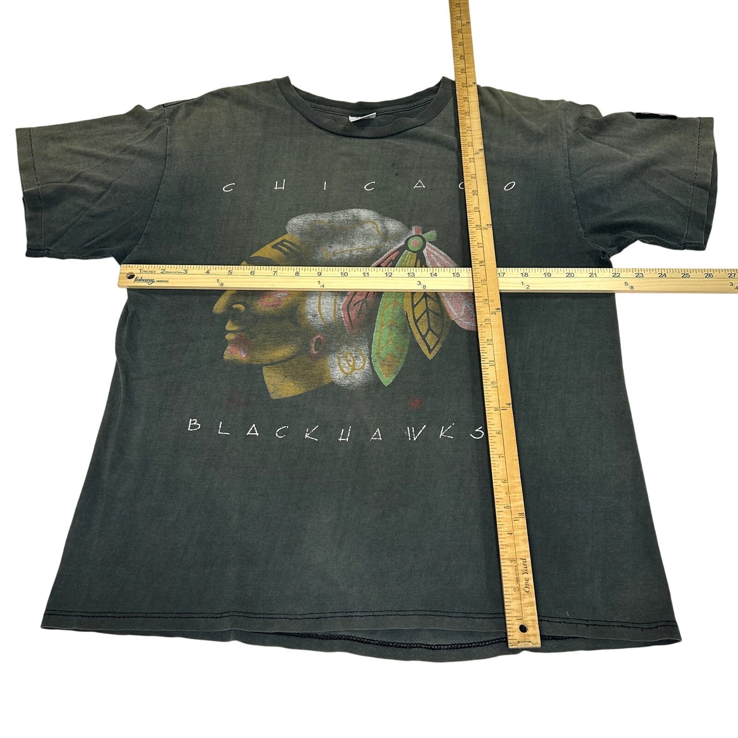 Vintage 1990s Faded Chicago Blackhawks Hockey T-shirt