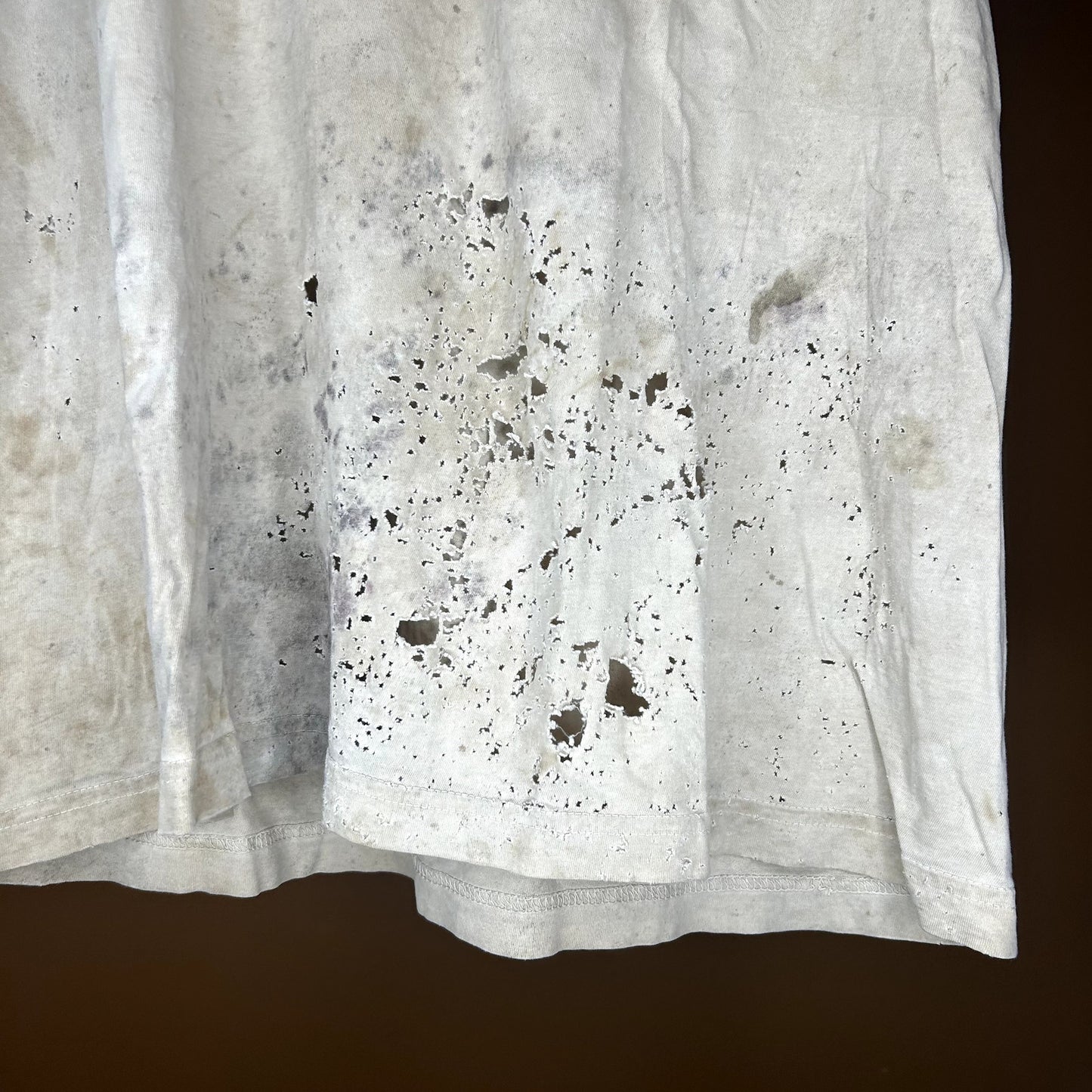 Insanely Thrashed / Distressed Skiing T-Shirt Vintage