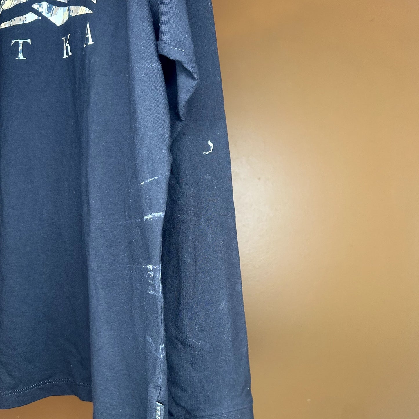 Sitka Long Sleeve Black T-Shirt Large (Has some stains)