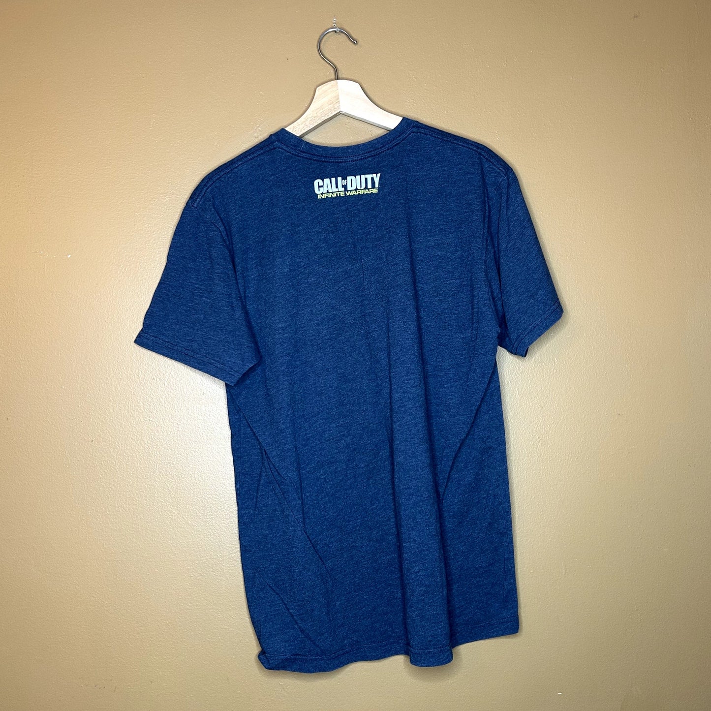 Call of Duty Infinite Warfare Video Game T-Shirt Large
