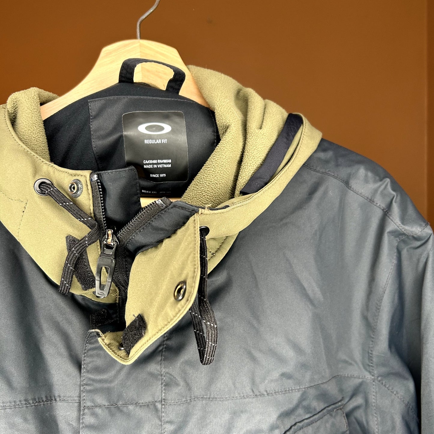 Oakley Winter Ski / Snowboard Jacket XXL
