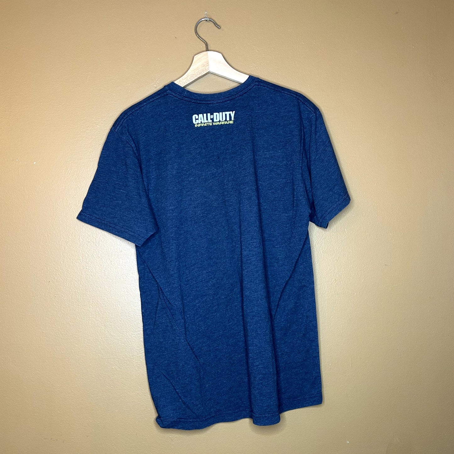 Call of Duty Infinite Warfare Video Game T-Shirt Large