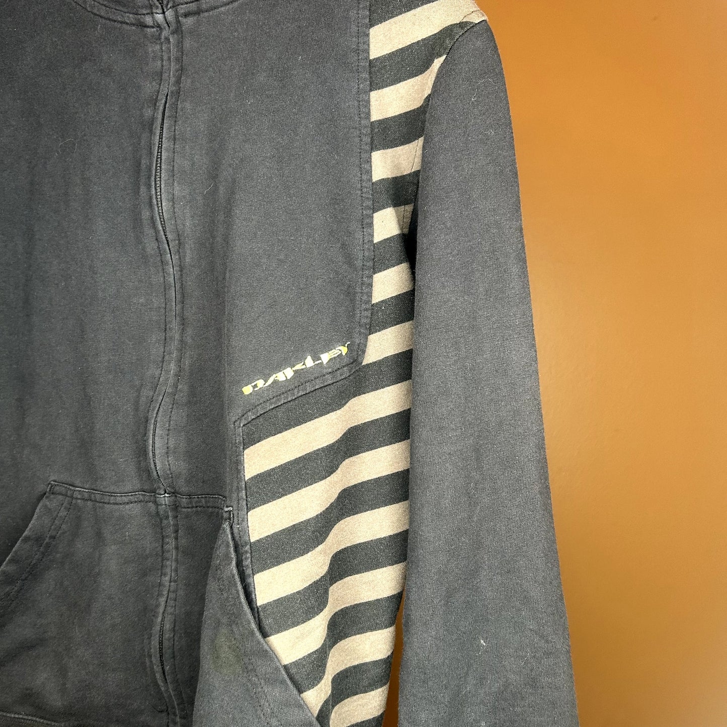 Y2K Oakley Zip-Up Black Hoodie