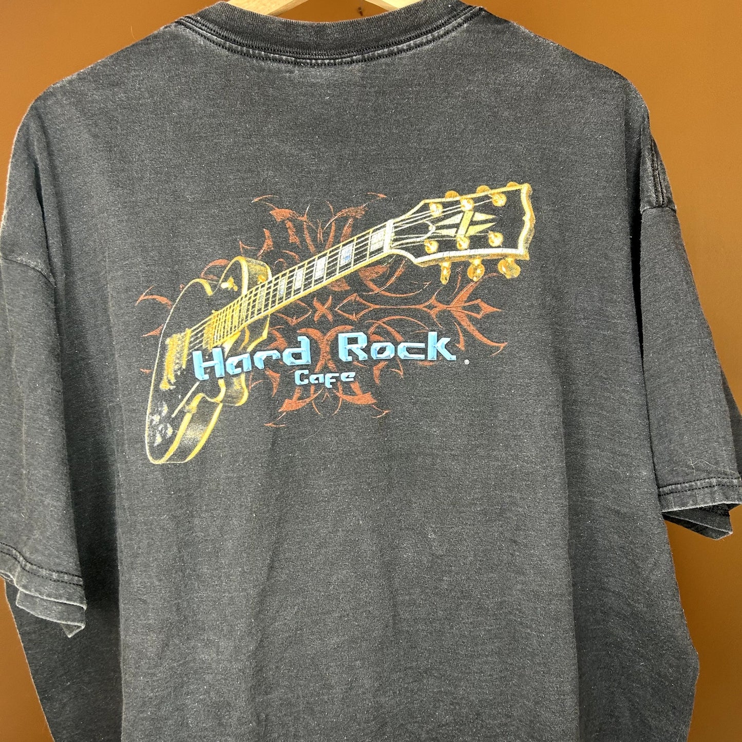 Y2K Hard Rock Cafe Gatlinburg T-Shirt