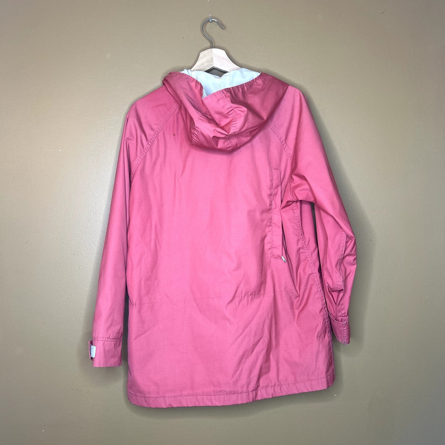 Vintage Woolrich For Women Pink Winter Coat has stains