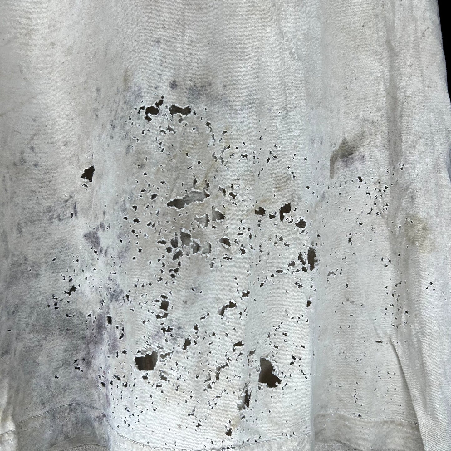 Insanely Thrashed / Distressed Skiing T-Shirt Vintage