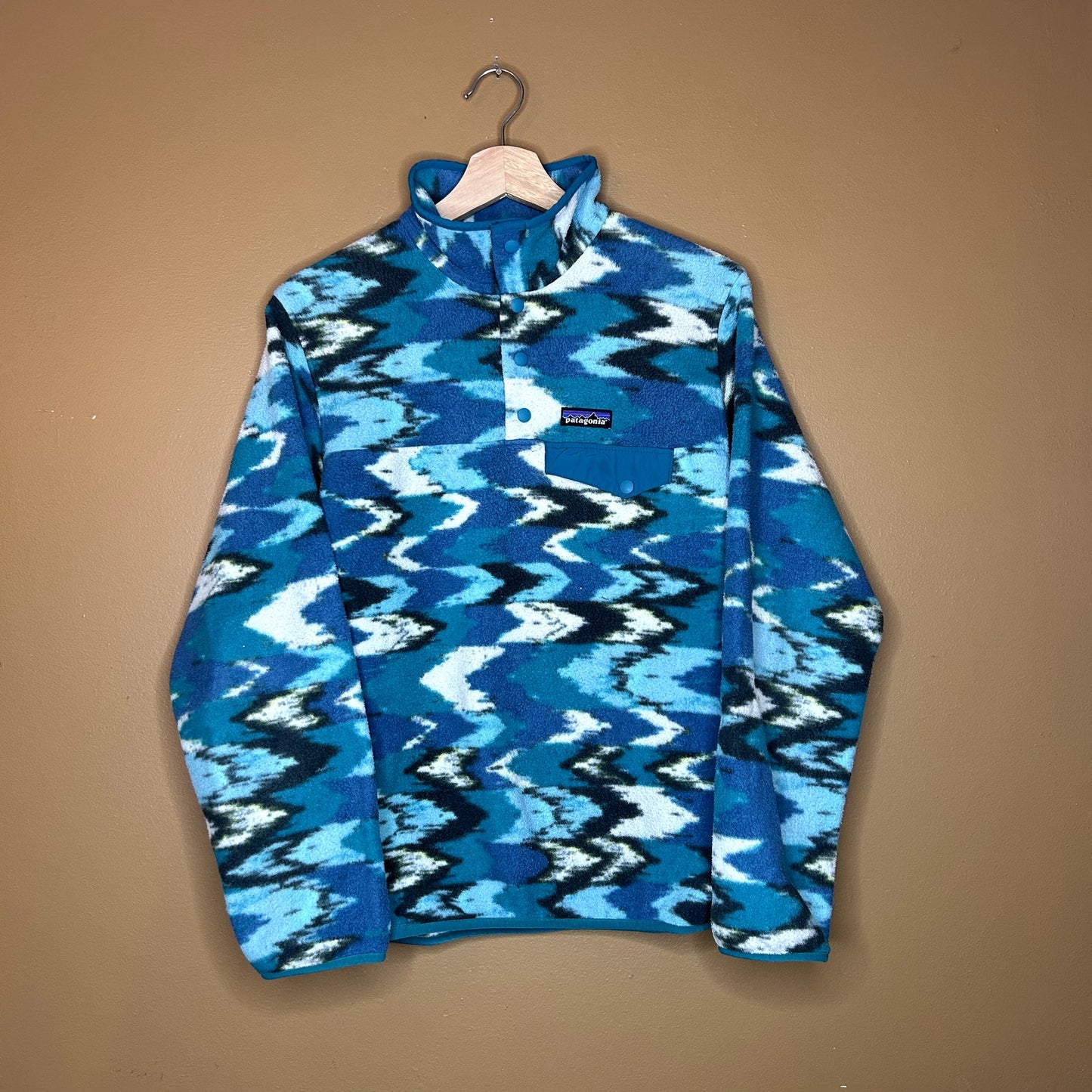 Rare Patagonia Synchilla Snap Trout Tales Medium