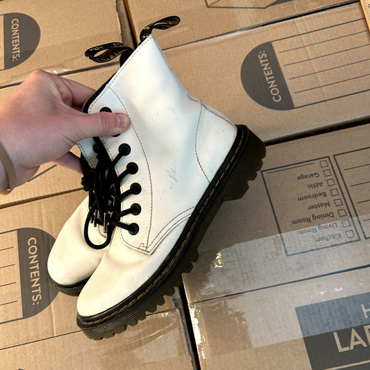 Dr Martens White Womens Boot US 7 L Has flaws