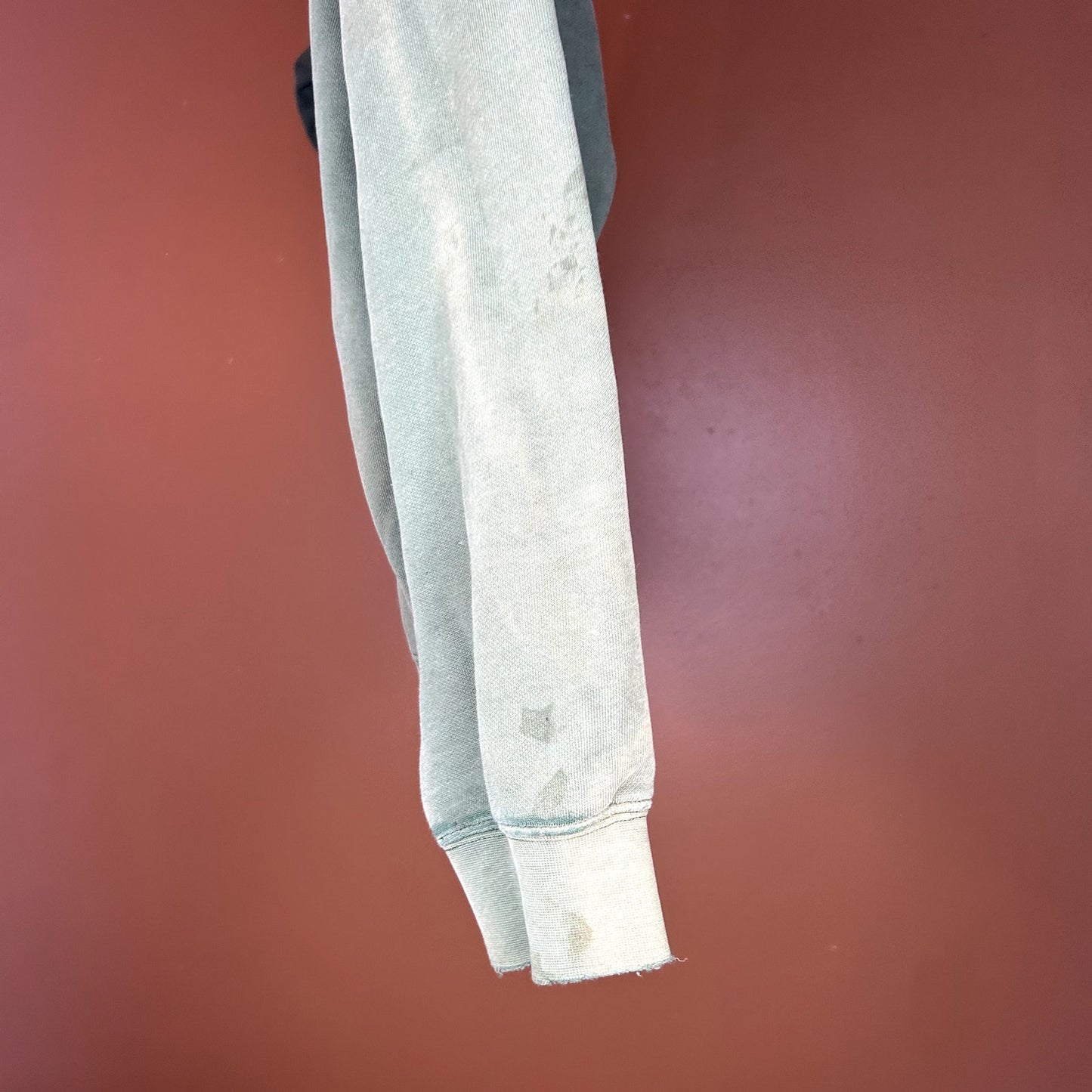 Y2K Nike Spellout Hoodie XL has stains