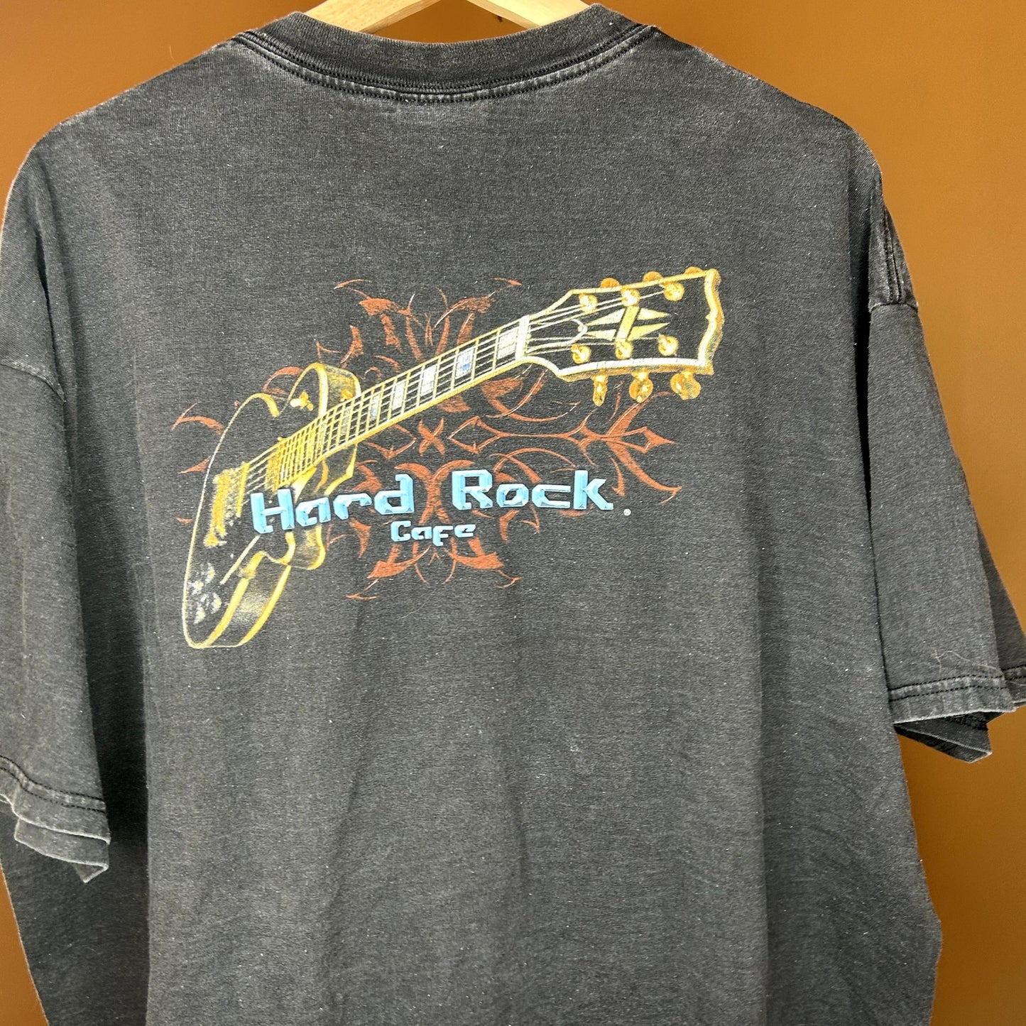 Y2K Hard Rock Cafe Gatlinburg T-Shirt