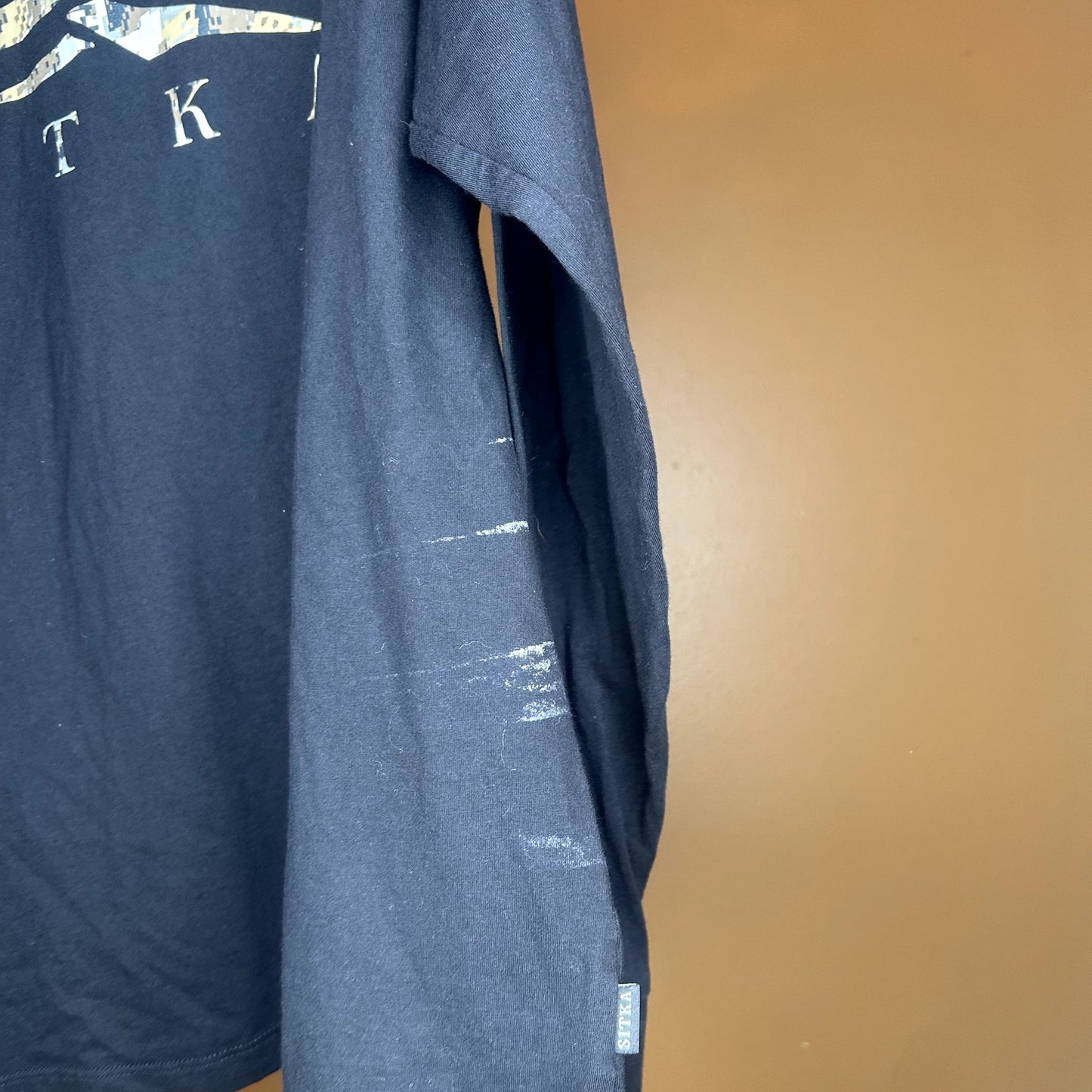Sitka Long Sleeve Black T-Shirt Large (Has some stains)