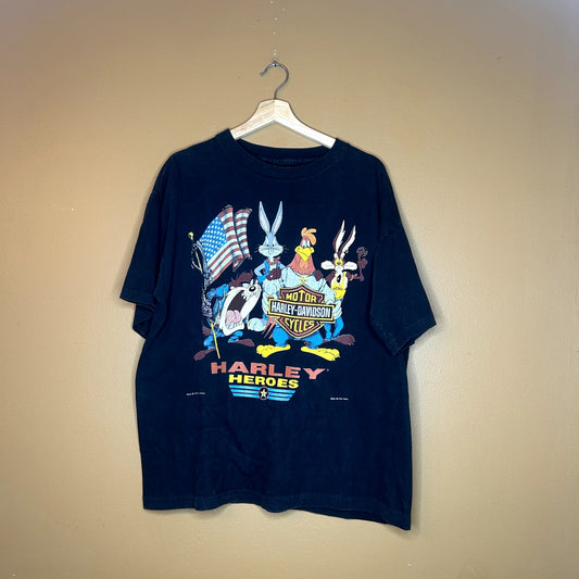 Vintage 90s Harley Davidson Looney Tunes "Harley Heroes" T-Shirt XL