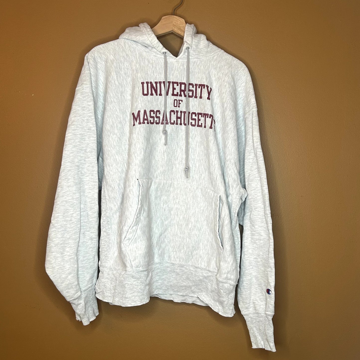 University Of Massachussets Made in Mexico Reverse Weave Hoodie XL