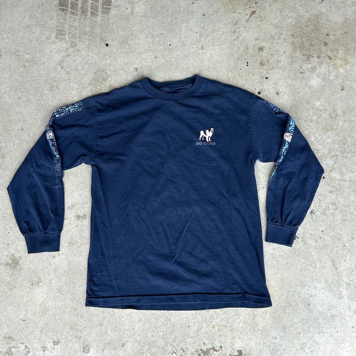 Y2K Big Dogs Long Sleeve T-Shirt Kids or Femme. Distressed