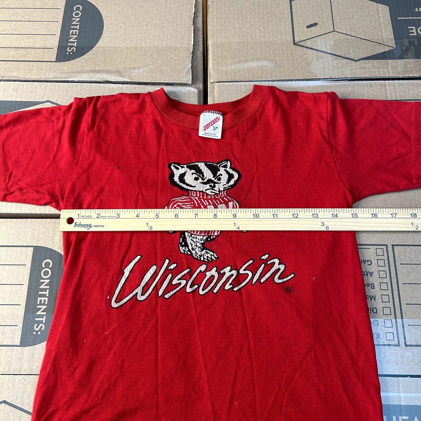 Vintage 90s Youth Wisconsin Badgers T-Shirt Large