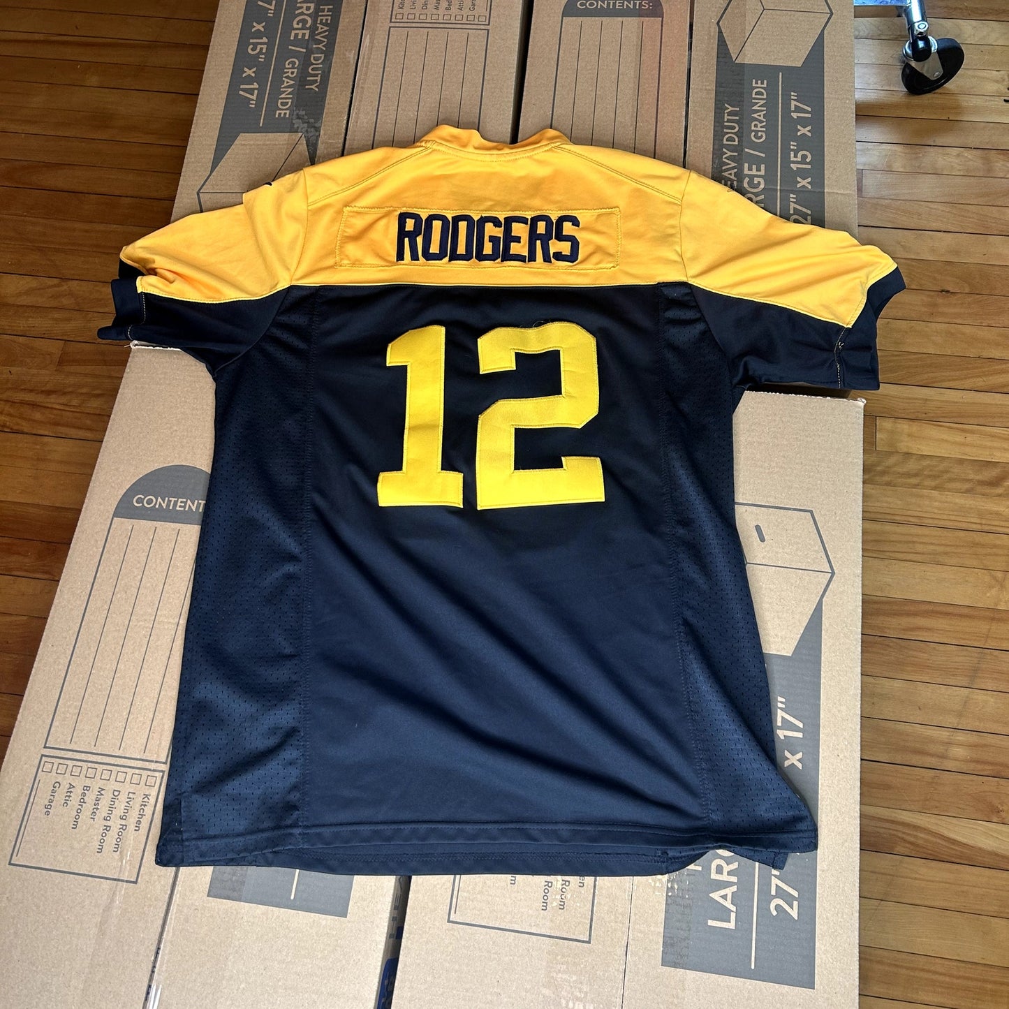 y2K Aaron Rodgers Packers Throwback Nike Jersey Medium