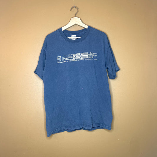 Y2K UW Madison Wisconsin T-Shirt Large