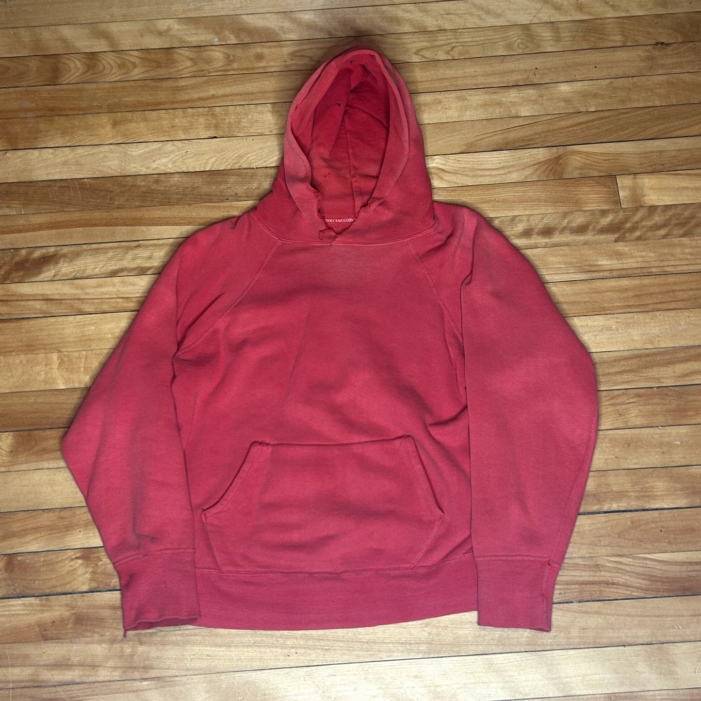 True Vintage 1950s/60s Red Sweatshirt 21x26