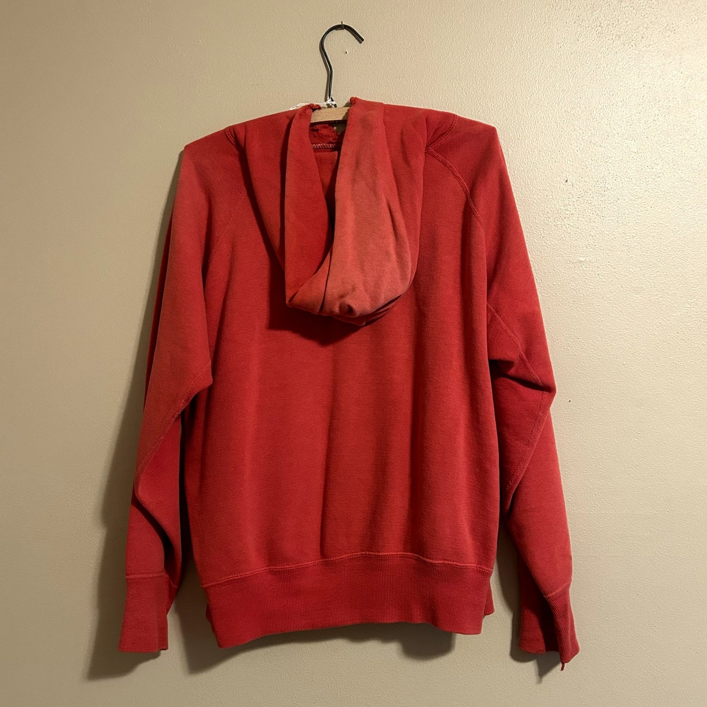 True Vintage 1950s/60s Red Sweatshirt 21x26