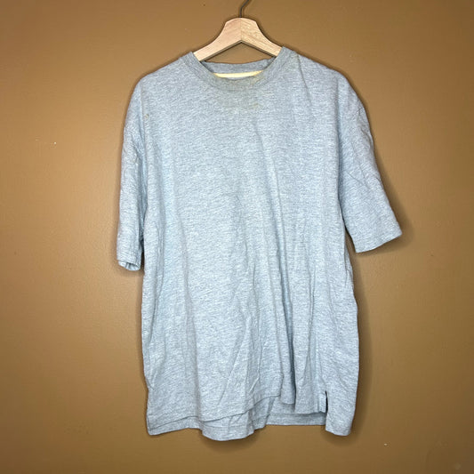 Vintage Willis & Geiger Gray T-Shirt Has Stained Neck